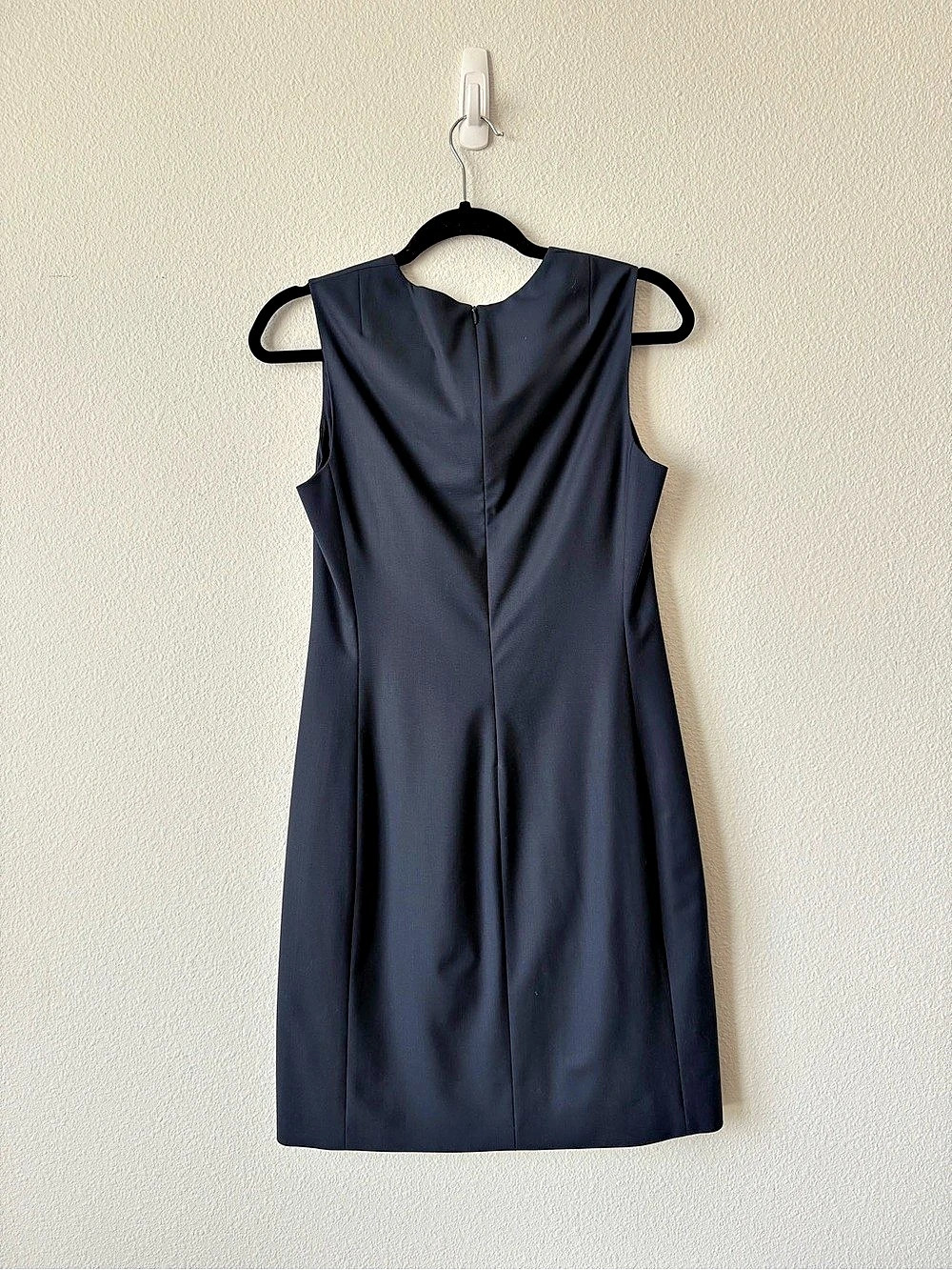 NWT Theory Sleeveless Fitted Dress in Good Wool Blue Size 4 - Picture 6 of 7